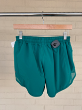 Load image into Gallery viewer, Lulu Lemon Athletic Shorts Size 5/6
