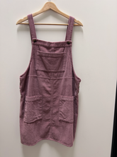 Load image into Gallery viewer, Wild Fable Dress Size Large
