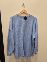 Load image into Gallery viewer, Aerie Long Sleeve Top Size Small
