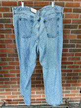 Load image into Gallery viewer, Universal Thread Denim Size 18/20 (36)
