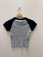 Load image into Gallery viewer, Brandy Melville T-Shirt Size Small
