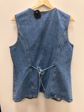 Load image into Gallery viewer, Abercrombie &amp; Fitch Dress Size Large
