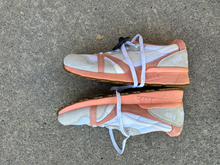 Load image into Gallery viewer, Adidas Womens Athletic Shoes Womens 11.5
