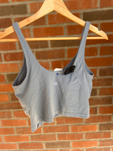 Load image into Gallery viewer, Lulu Lemon Athletic Top Size Medium
