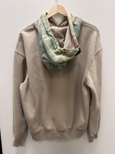 Load image into Gallery viewer, Gap Sweatshirt Size Small
