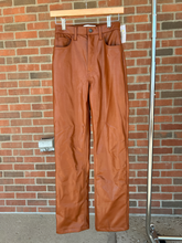 Load image into Gallery viewer, Abercrombie &amp; Fitch Pants Size 0 (24)
