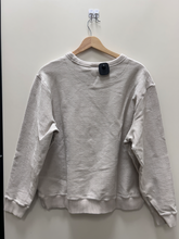 Load image into Gallery viewer, H &amp; M Sweater Size Extra Large
