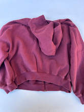 Load image into Gallery viewer, Aritzia Sweatshirt Size Medium
