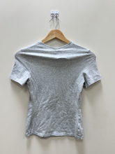 Load image into Gallery viewer, Skims Athletic Top Size Small

