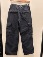 Load image into Gallery viewer, Tna Pants Size 7/8 (29)
