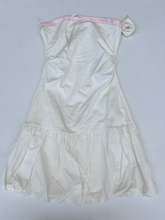 Load image into Gallery viewer, Madden Girl Dress Size Medium
