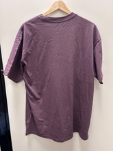 Load image into Gallery viewer, Nike T-shirt Size Medium
