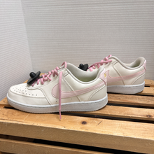 Load image into Gallery viewer, Nike Casual Shoes Womens 9
