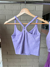 Load image into Gallery viewer, Yogalicious Athletic Top Size Small
