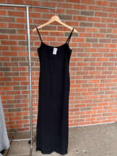 Load image into Gallery viewer, Maxi Dress Size Extra Large
