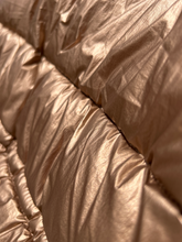 Load image into Gallery viewer, Amazon Essentials Heavy Outerwear Size Medium
