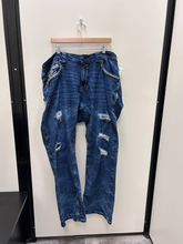 Load image into Gallery viewer, Rock Revival Denim Size 42
