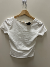 Load image into Gallery viewer, John Galt Short Sleeve Top Size Small
