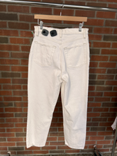 Load image into Gallery viewer, Abercrombie &amp; Fitch Pants Size 9/10 (30)
