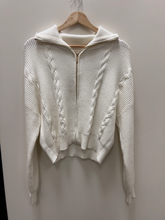 Load image into Gallery viewer, Marled Sweater Size Small
