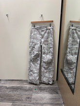 Load image into Gallery viewer, Wild Fable Pants Size Extra Small
