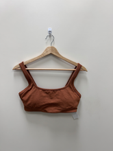 Load image into Gallery viewer, P'tula Sports Bra Size Medium
