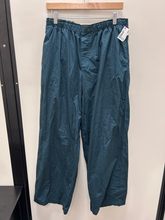 Load image into Gallery viewer, Skims Pants Size Large

