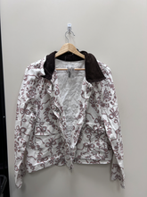 Load image into Gallery viewer, Outerwear Size Large
