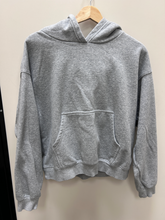 Load image into Gallery viewer, Fabletics Sweatshirt Size Medium
