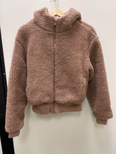 Load image into Gallery viewer, Fabletics Sweatshirt Size Extra Small
