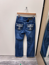 Load image into Gallery viewer, Sky Denim Size 7/8 (29)
