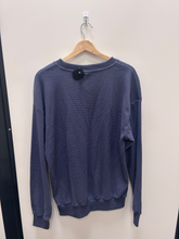 Load image into Gallery viewer, Comfrt Sweatshirt Size Medium
