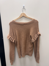 Load image into Gallery viewer, Francesca's Sweater Size Small
