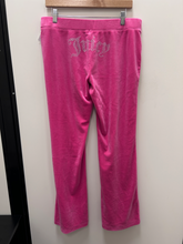 Load image into Gallery viewer, Juicy Couture Pants Size Large
