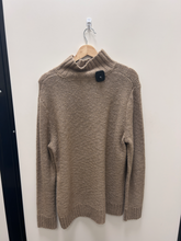 Load image into Gallery viewer, H &amp; M Sweater Size Medium
