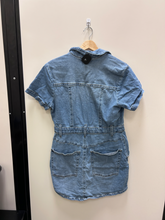 Load image into Gallery viewer, Wild Fable Dress Size Medium
