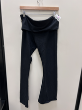 Load image into Gallery viewer, Pink By Victoria's Secret Pants Size Large
