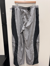 Load image into Gallery viewer, Fashion Nova Pants 1X Large
