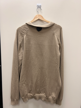 Load image into Gallery viewer, Long Sleeve Top Size Extra Large
