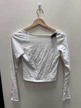 Load image into Gallery viewer, Brandy Melville Long Sleeve Top Size Small
