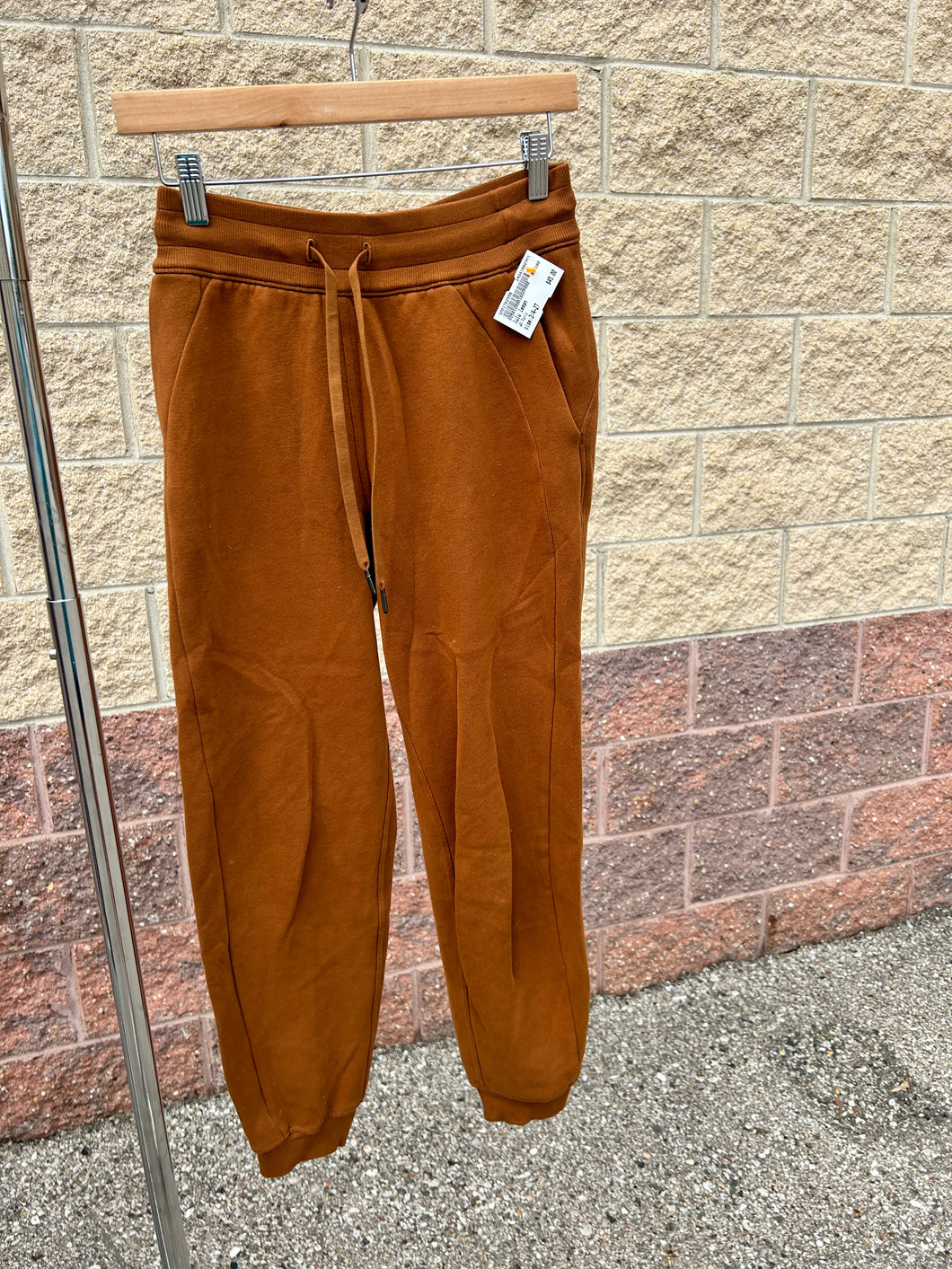 Lulu Lemon Athletic Pants Size 3/4 (27)