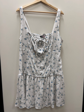 Load image into Gallery viewer, Wild Fable Dress Size XXL
