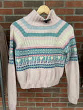 Load image into Gallery viewer, Teddy Fresh Sweater Size Small
