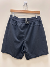 Load image into Gallery viewer, Nike Dri Fit Athletic Shorts Size Large
