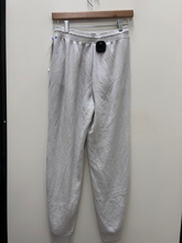 Load image into Gallery viewer, Gilley Hicks Pants Size Extra Small
