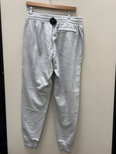 Load image into Gallery viewer, Under Armour Athletic Pants Size Large
