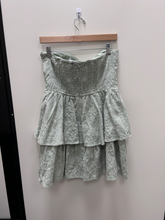 Load image into Gallery viewer, Altar'd State Dress Size Medium
