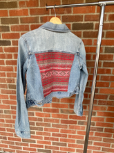 Load image into Gallery viewer, American Eagle Denim Outerwear Size Medium
