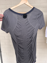 Load image into Gallery viewer, Lulu Lemon Athletic Top Size Medium
