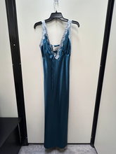 Load image into Gallery viewer, Wild Fable Maxi Dress Size Small

